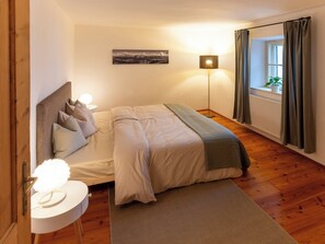 Travel cot, free WiFi, bed sheets - Idyllic apartment on the Ritten - peace, nature & views of the Dolomites. Mobilcard incl (Trentino-Alto Adige)