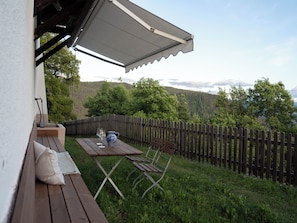 Outdoor dining - Idyllic apartment on the Ritten - peace, nature & views of the Dolomites. Mobilcard incl (Trentino-Alto Adige)