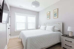 2 chambres, fer et planche à repasser, Wi-Fi, draps fournis