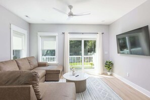 TV, offices - Modern Home in the Heart of KDH, Minutes to Beach! (Kill Devil Hills)