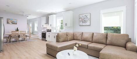 Televisie en een kantoor