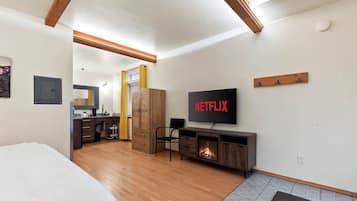 Desk, iron/ironing board, travel crib, WiFi