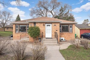 Exterior - Spacious modern & central 3 bed/2 bath • Renovated • Garage • W/D • Pet-Friendly (St. Louis Park)