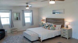 4 bedrooms, iron/ironing board, WiFi, bed sheets - Fun Retro Island Vibe * Sleeps 17 * Beach 1 block (South Padre Island)