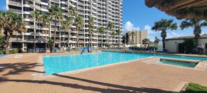 Pool - * Sleeps 10 * Direct Beach * Heated Pool * (South Padre Island)