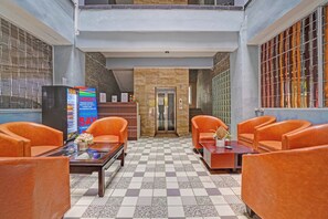 Reception - OYO 170 RBN Stays (Jakarta)