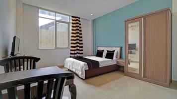Deluxe Double Room | Free WiFi, bed sheets