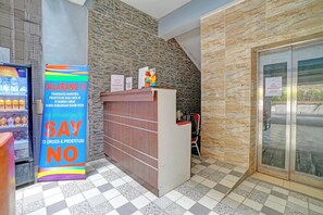 Reception - OYO 170 RBN Stays (Jakarta)