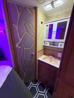 1 Schlafzimmer, kostenloses WLAN, Bettwäsche, Rollstuhlgeeignet