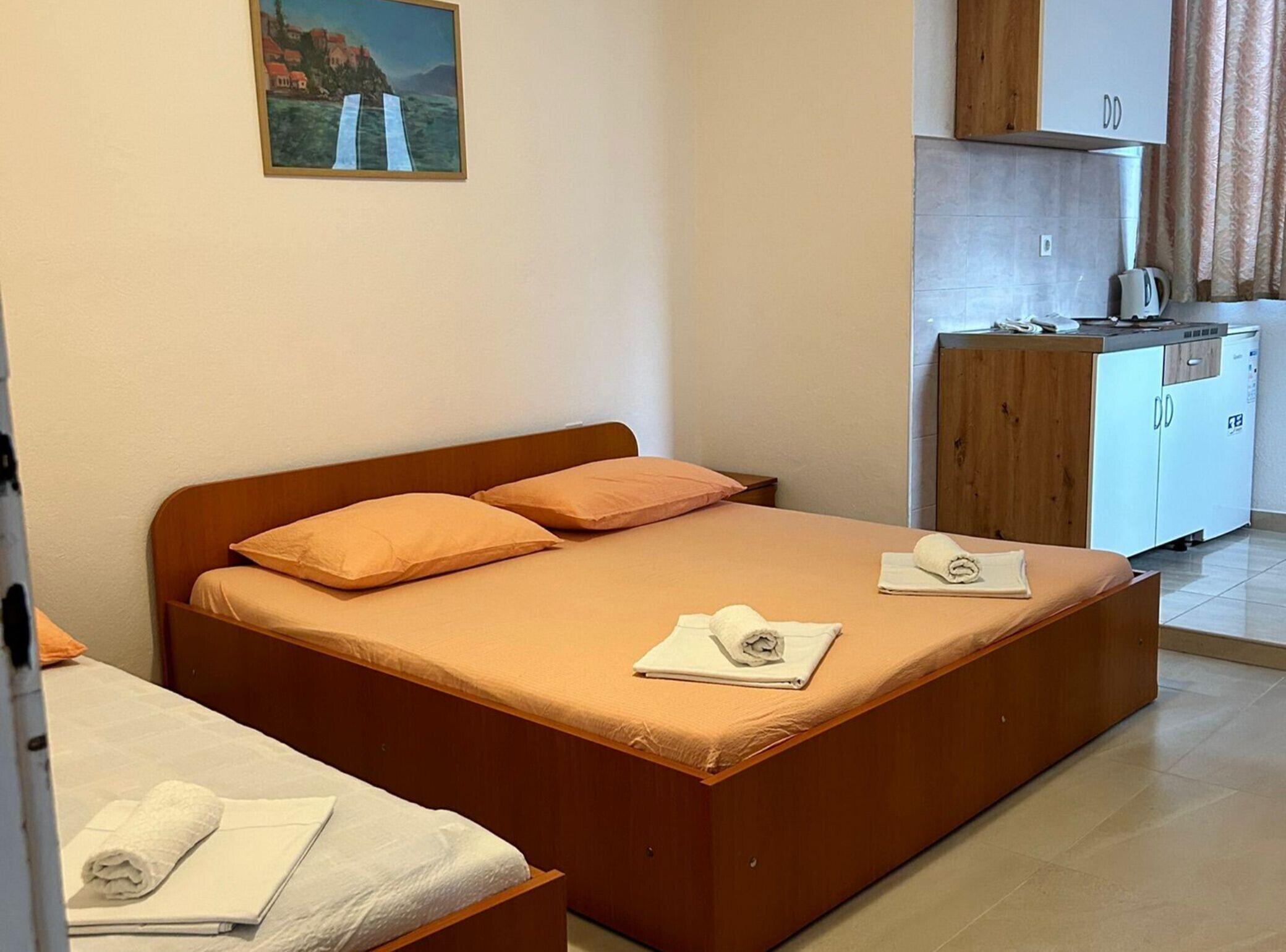 Accès à Internet, literie fournie