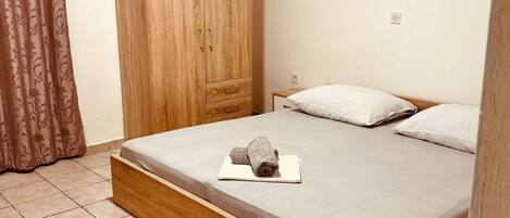 2 chambres, accĂšs Ă Internet, literie fournie