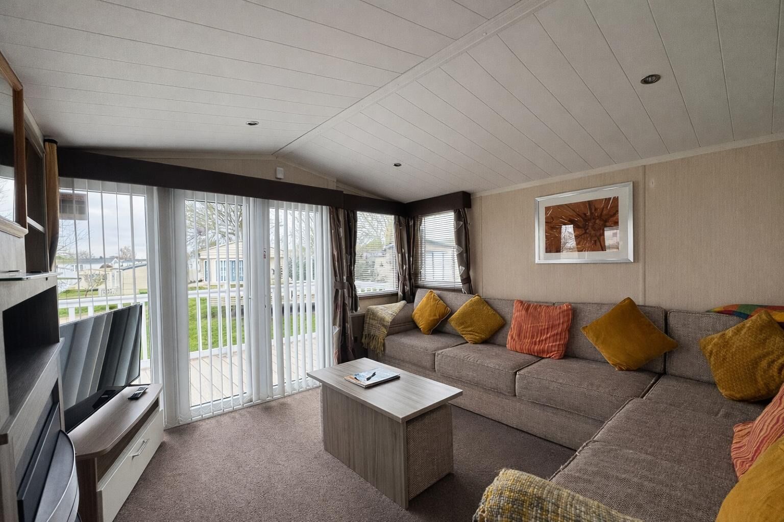 Lovely Caravan With Decking At Cherry Tree Park, Norfolk Ref 70724c - Gorleston