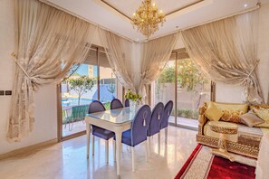 Interior - Beautiful villa with swimming pool near the city center (Marrakesh)