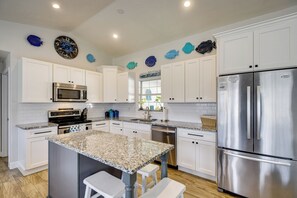 Fridge, microwave, stovetop, dishwasher - Family Escape w/ Fenced Yard & Pool in Palm Coast (Palm Coast)