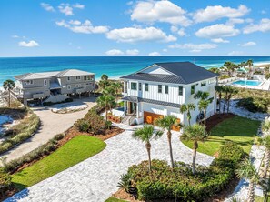 Exterior - Amazing Beachfront Home, Incredible Views, Heated Pool, Hot Tub, Elevator! (Destin)