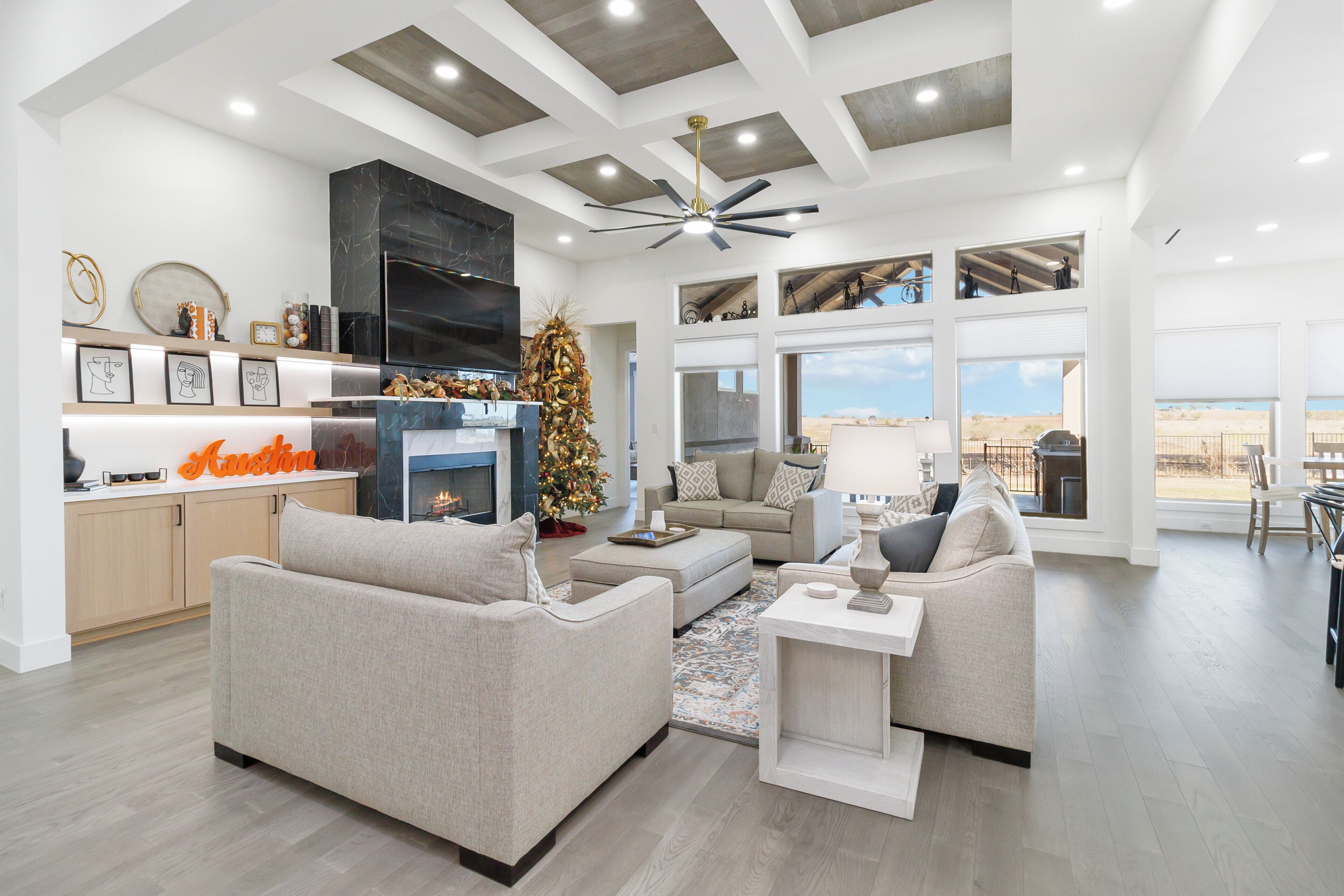 Televisor intel·ligent i llar de foc 