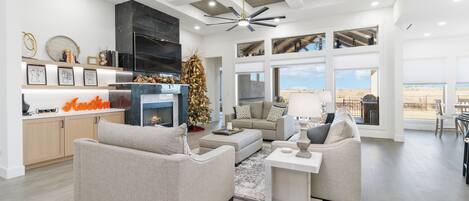 Televisor intel·ligent i llar de foc