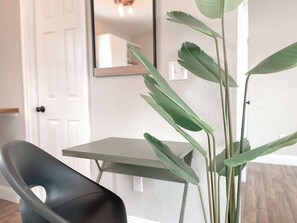 Interior - - The Magnolia - Fort Worth, TX | Same Day Booking (Fort Worth)