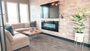 TV, fireplace, offices