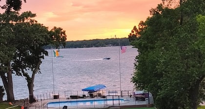 The Grand View on Pistakee Lake | Pool, Hot Tub, Pier & Stunning Panoramic Lake Views