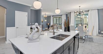 Pool & BBQ - Disney-Themed Cozy 6BD - Near Disney