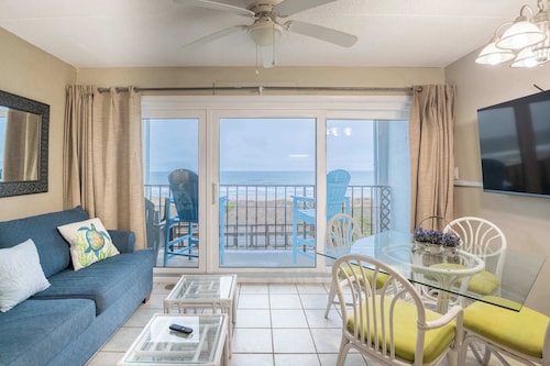 Cabana Suites 216