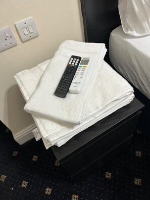 مكتب وواي فاي مجانًا