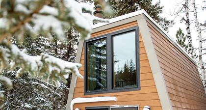 On Mountain Time - Cozy A-Frame Retreat