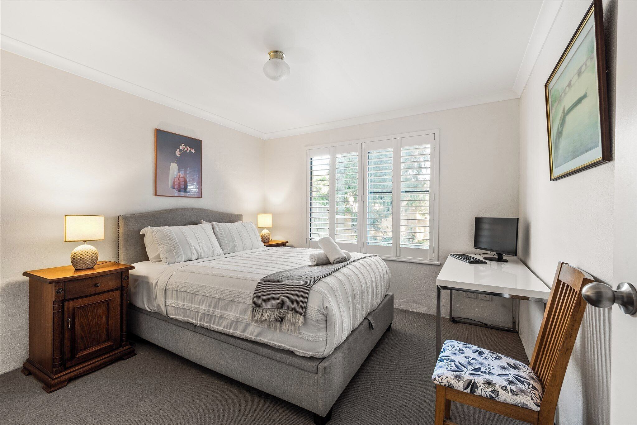 Iron/ironing board, Internet