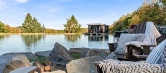 Charming Tiny Houseboat Cozy Front Porch Literally on the Water!