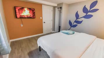Desk, iron/ironing board, travel crib, WiFi