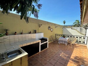 Outdoor dining - Safari house with A/C near the city center. (San Nicolás de los Garza)