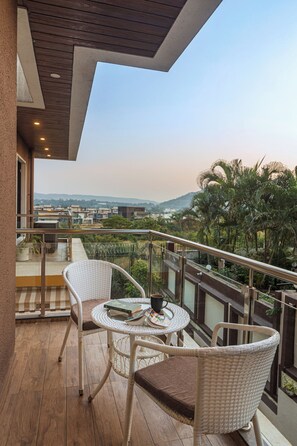 Balcony - Neo Retro (Lonavala)