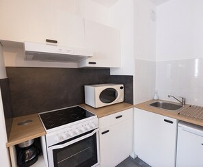 Private kitchen - Studio Boulogne Billancourt 2 persons close to metro 9 (Boulogne-Billancourt)