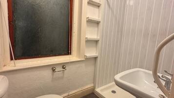 Comfort Single Room, Sea View | Bathroom