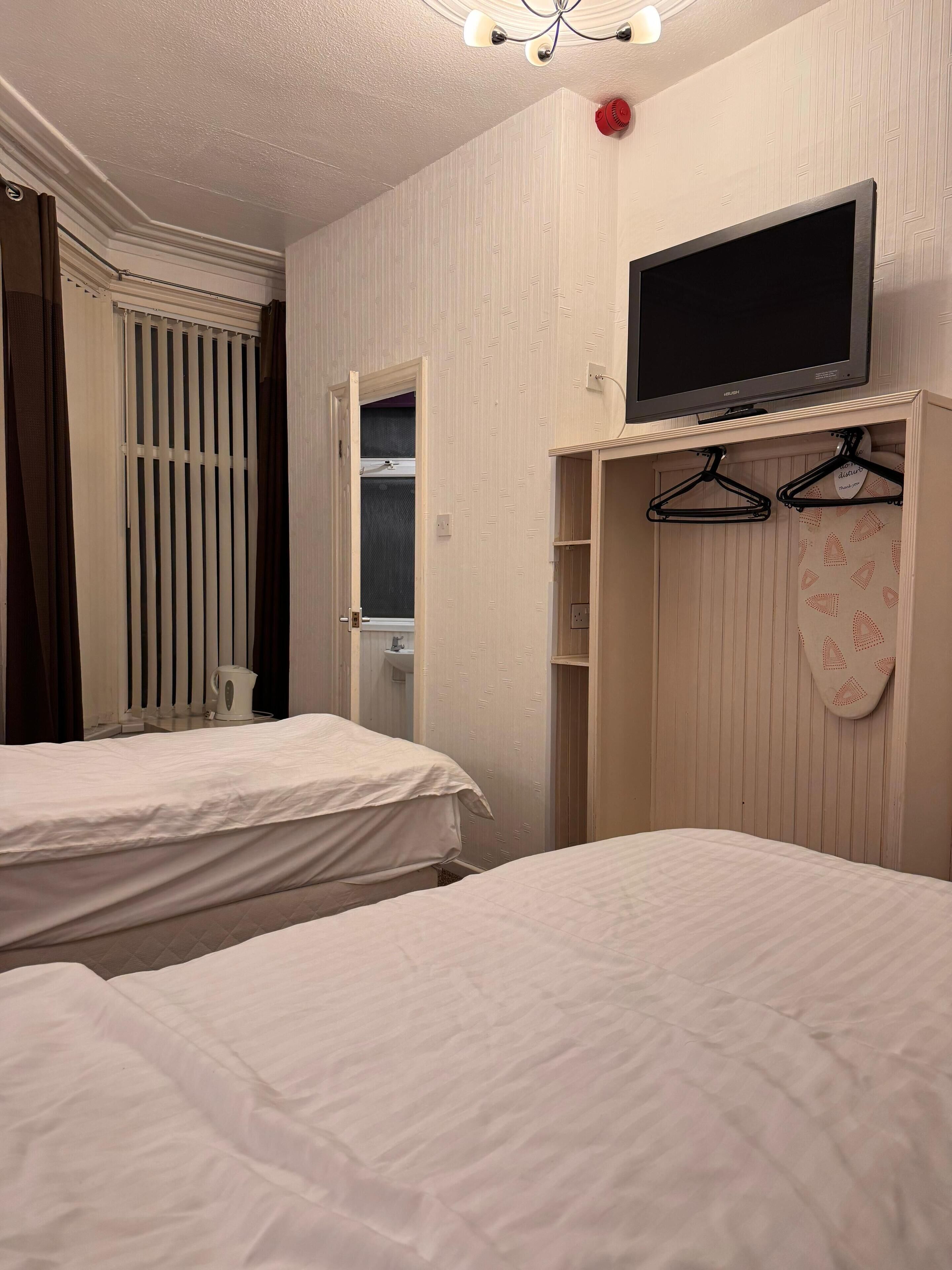 Classic-Doppelzimmer, Meerblick | Zimmersafe, Schreibtisch, Verdunkelungsvorhänge, kostenloses WLAN