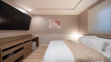 Standard + Styler | Premium bedding, free WiFi, bed sheets