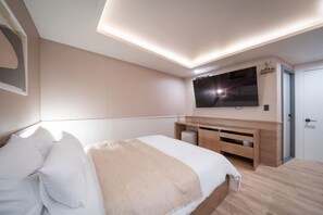 Couple PC | 高級寢具、免費無線上網、床單