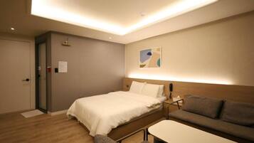 Nintendo Suite | Premium bedding, free WiFi, bed sheets