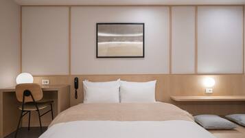 Meditation Suite | Premium bedding, free WiFi, bed sheets