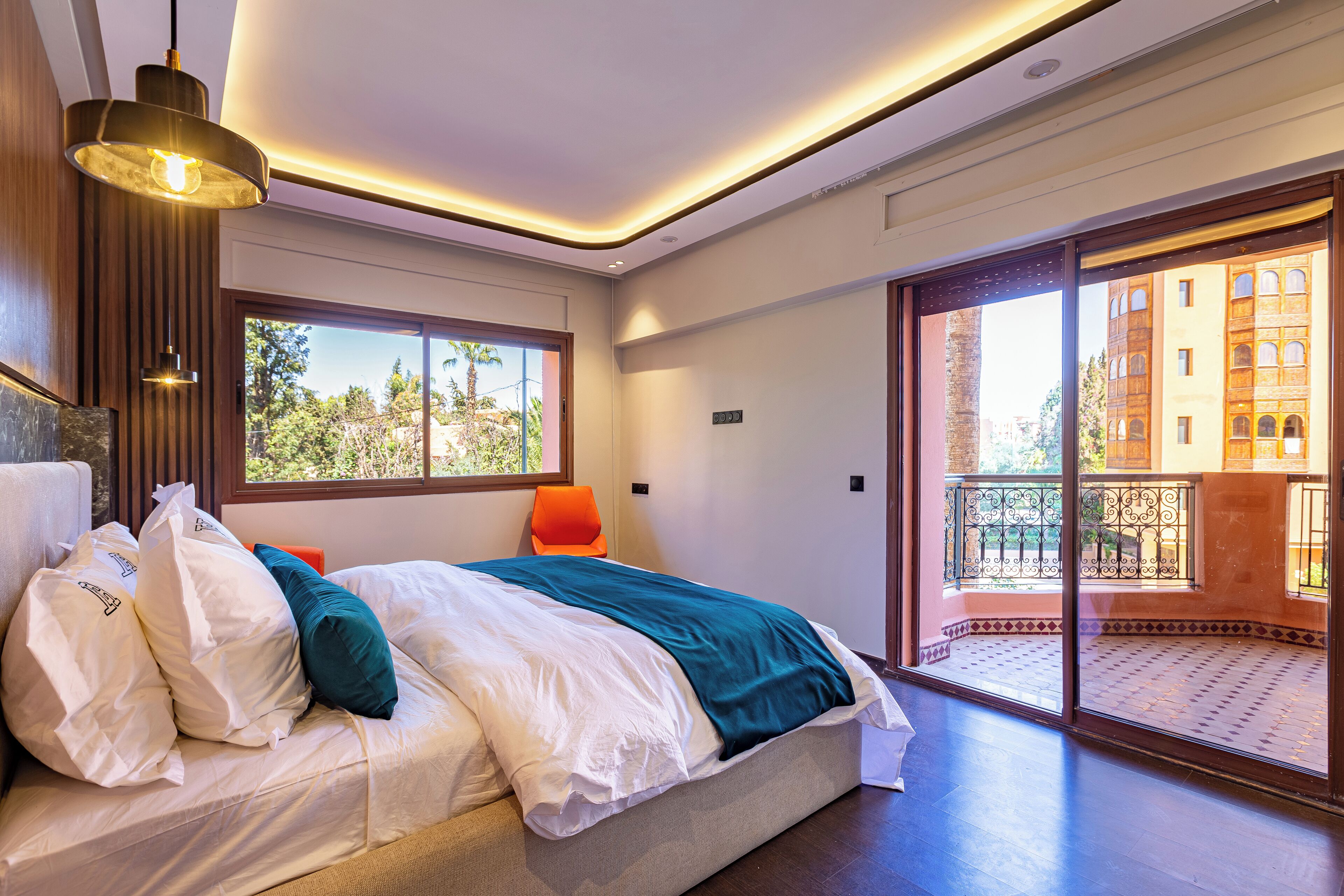 Bügeleisen/Bügelbrett, WLAN, Bettwäsche