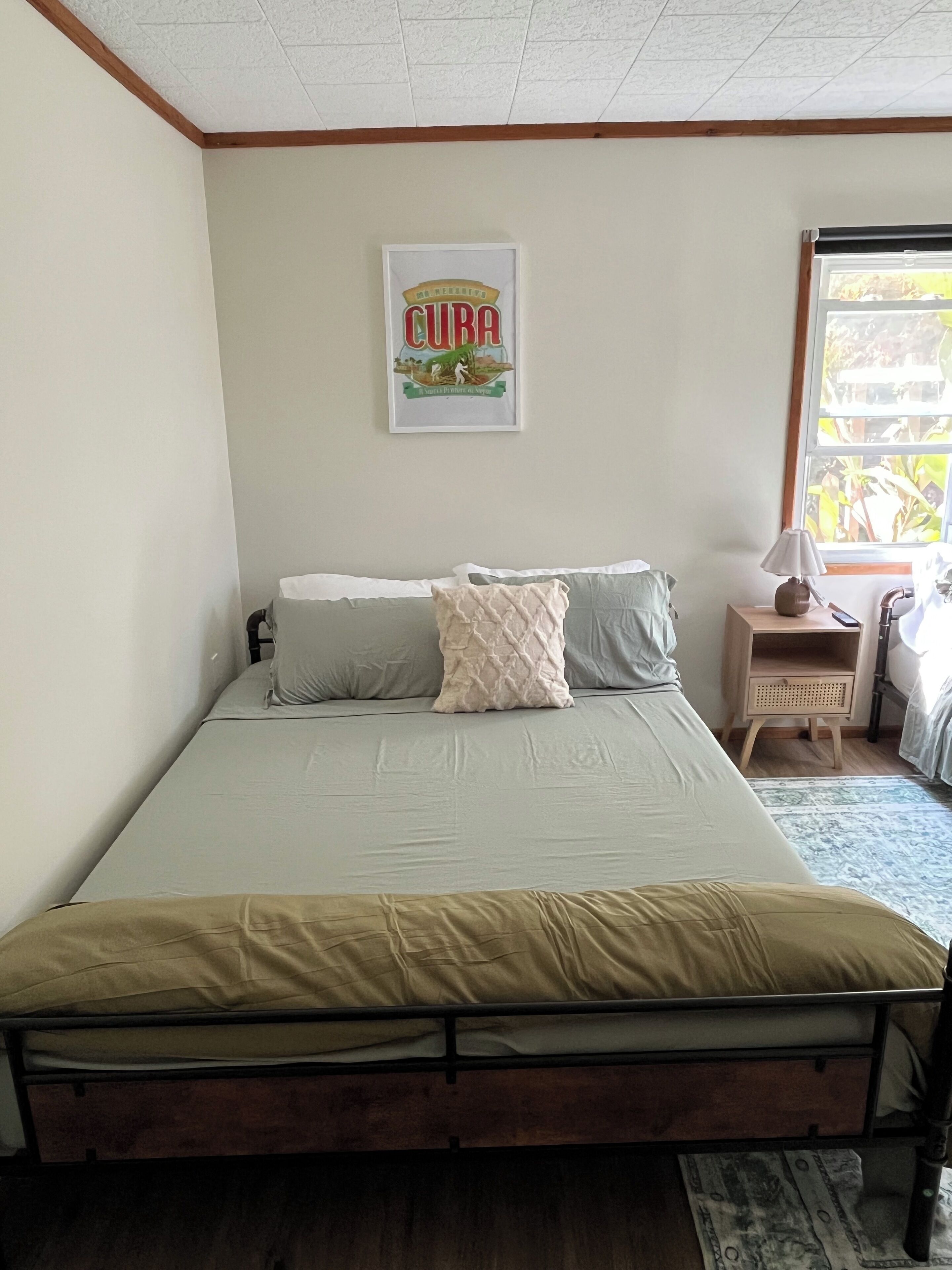 Internet, bed sheets