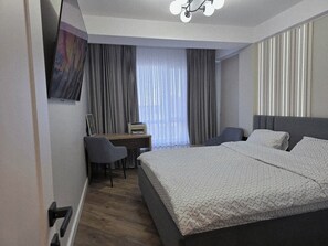 1 bedroom, iron/ironing board, WiFi, bed sheets - New and modern Apartment near Ciocana Pedestrian Alley (Chișinău)