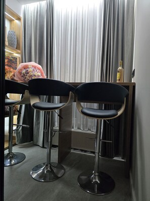 Dining - New and modern Apartment near Ciocana Pedestrian Alley (Chișinău)