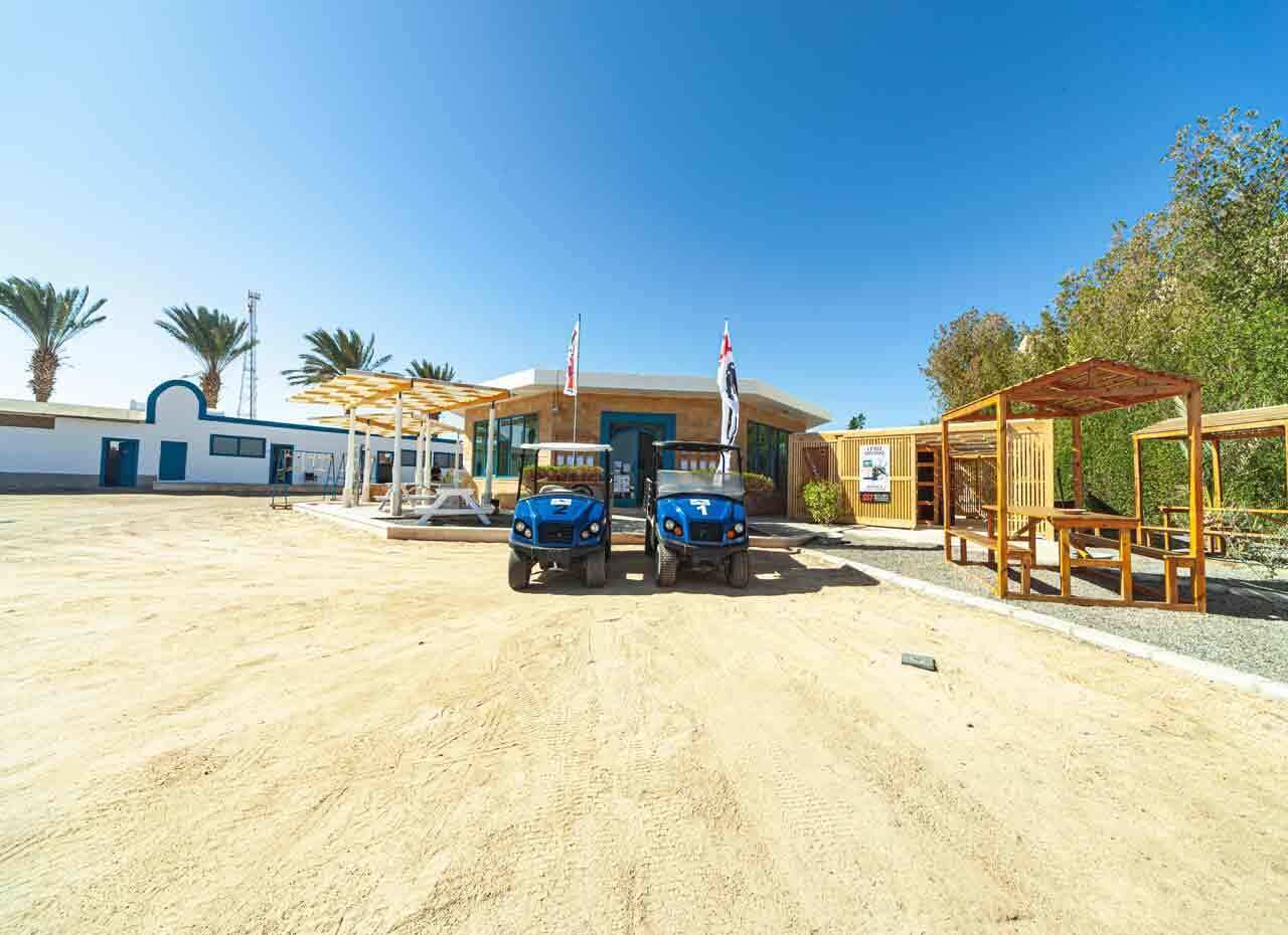 3 piscine all'aperto