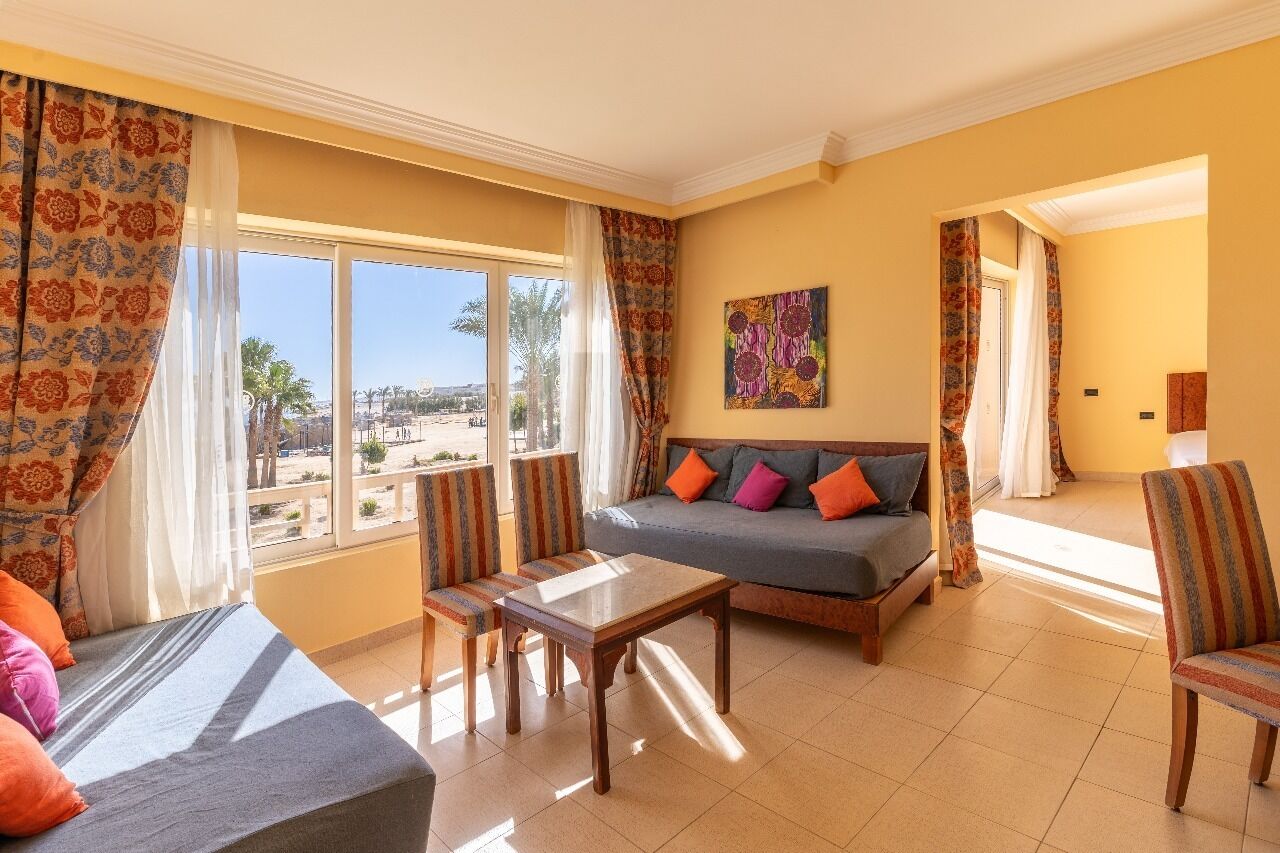 superior family room