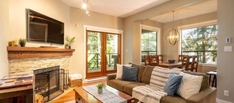 Crystal Ridge by Whistler Retreats