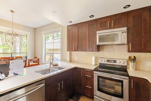 Deluxe Townhome, 4 Bedrooms | Private kitchen | Coffee/tea maker, dining tables - Crystal Ridge by Whistler Retreats (Whistler)