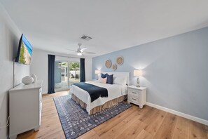 Tabla de planchar con plancha, cuna de viaje y wifi gratis 