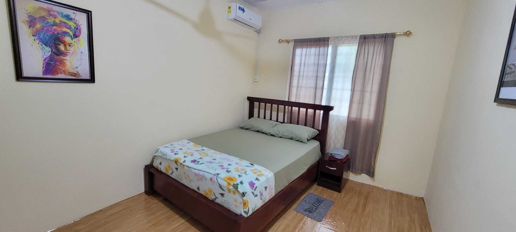 Appartement, balcon, vue ville | Bureau, espace de travail pour ordinateur portable